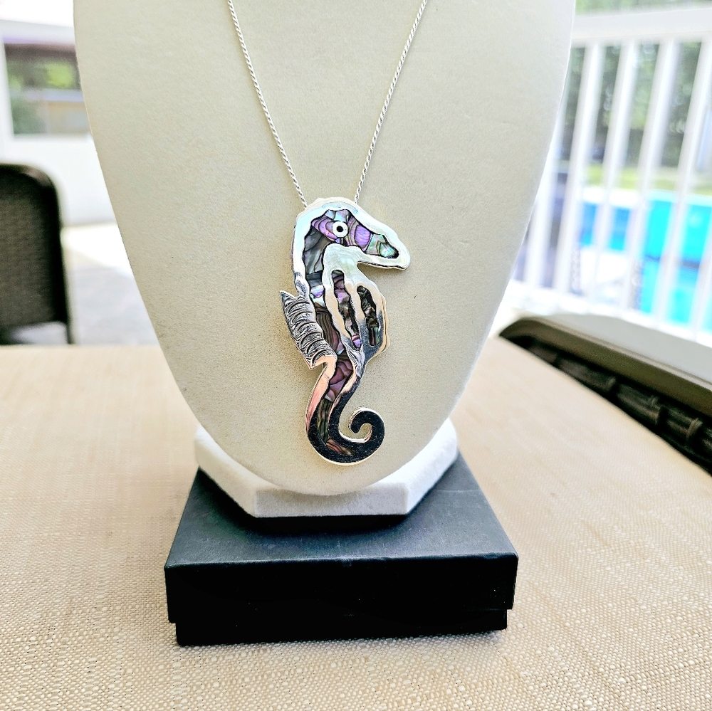Alpaca Mexico Abalone Inlay Vintage Seahorse Pendant/Brooch Necklace 925